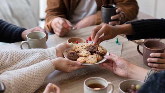 Offrir des moments à partager : idées de cadeaux collectifs à petit prix